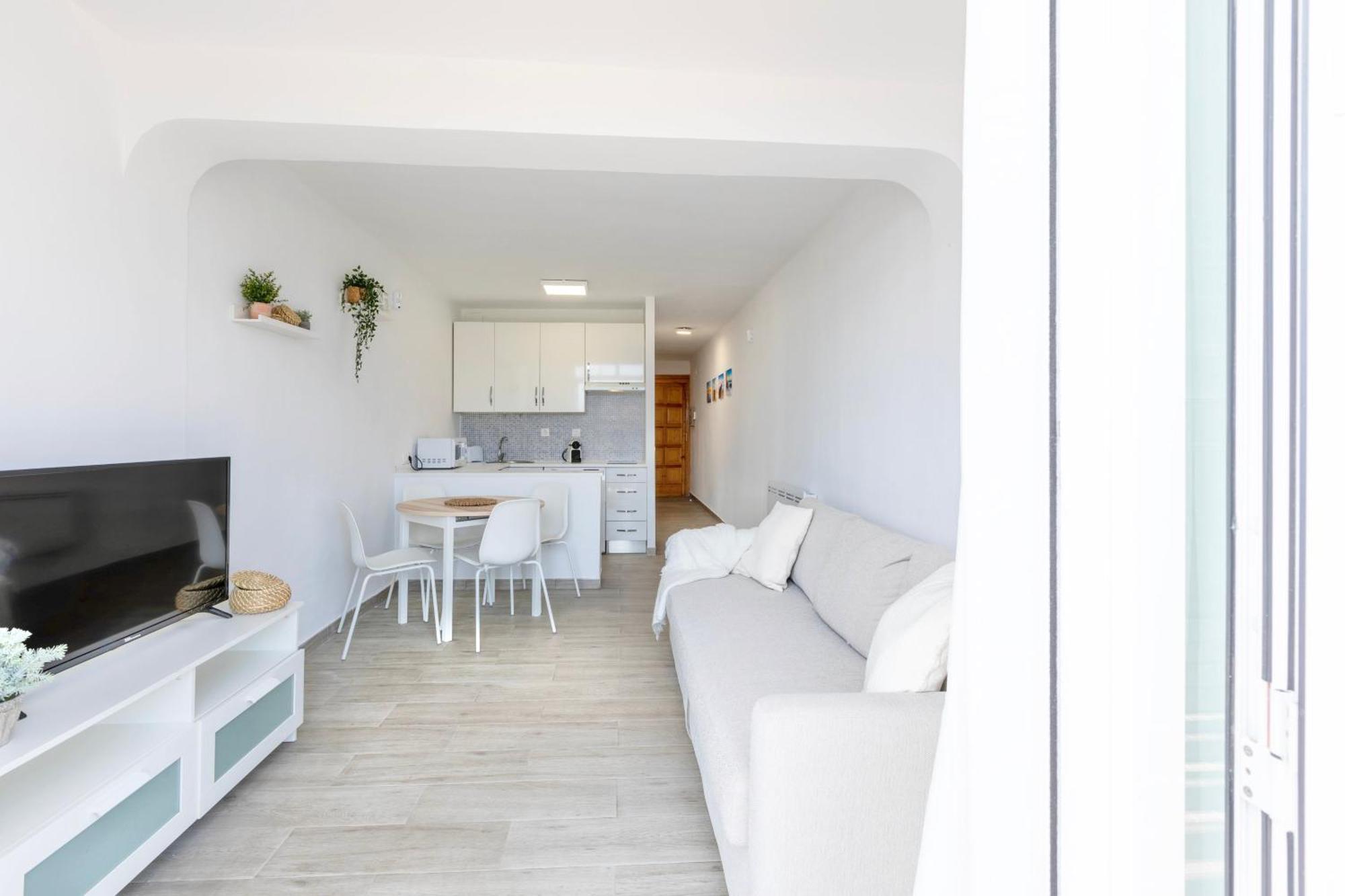 Mediterranean Way - Paradis Playa Apartment La Pineda Exterior photo