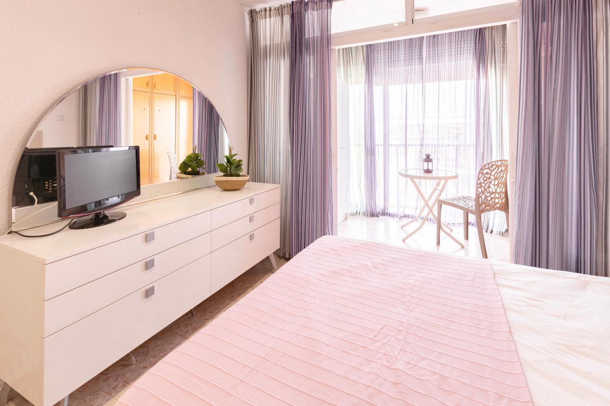 Mediterranean Way - Paradis Playa Apartment La Pineda Exterior photo